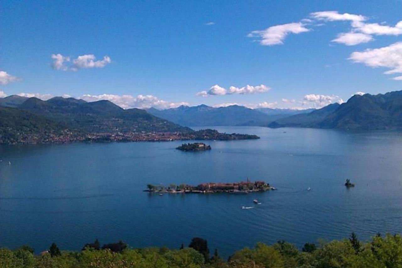 Il Lago Riflesso Verbania Luaran gambar
